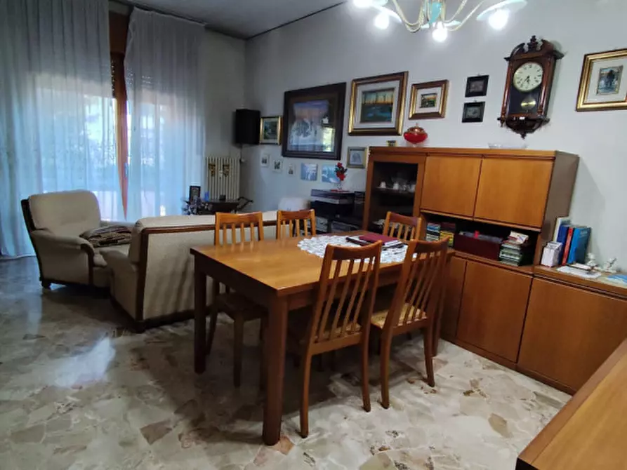 Immagine 11 di Appartamento in vendita  a Vicenza