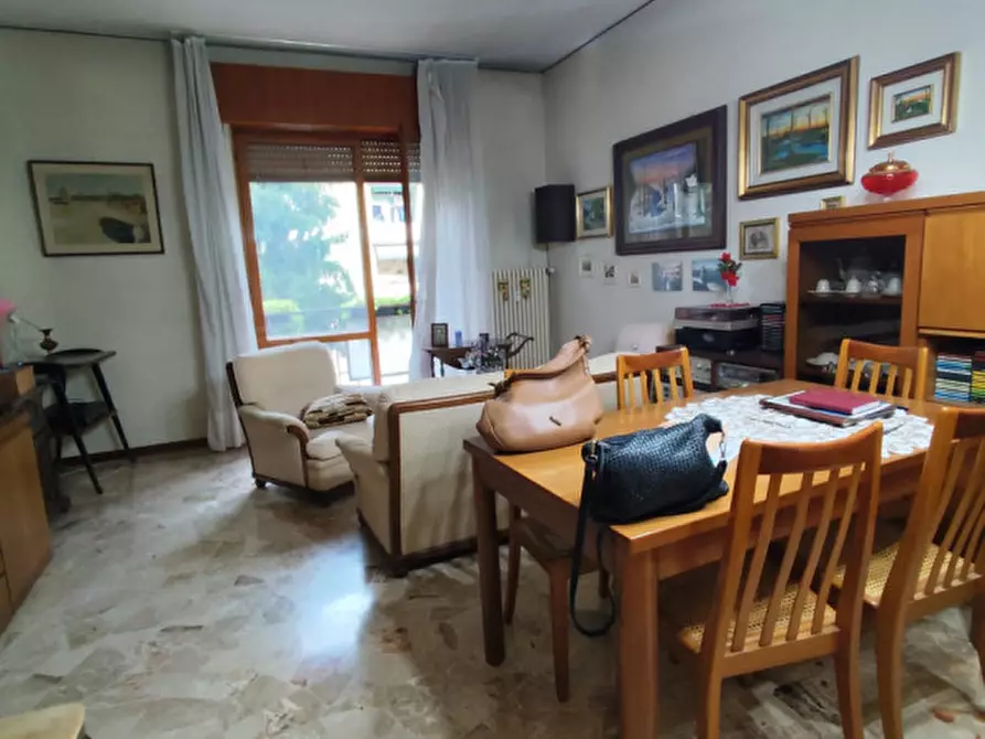 Immagine 13 di Appartamento in vendita  a Vicenza