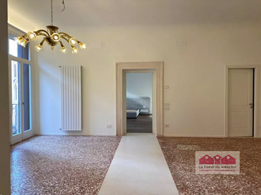 Immagine 10 di Appartamento in vendita  in Contra' Giuseppe Garibaldi a Vicenza