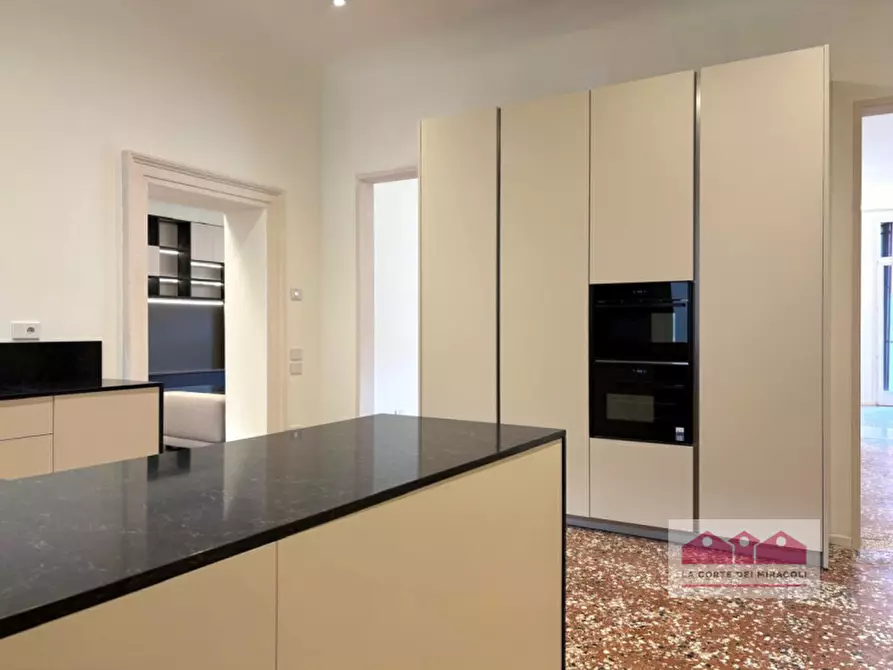 Immagine 12 di Appartamento in vendita  in Contra' Giuseppe Garibaldi a Vicenza