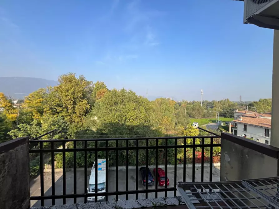 Immagine 21 di Appartamento in vendita  in Via delle bettole 1 a Brescia