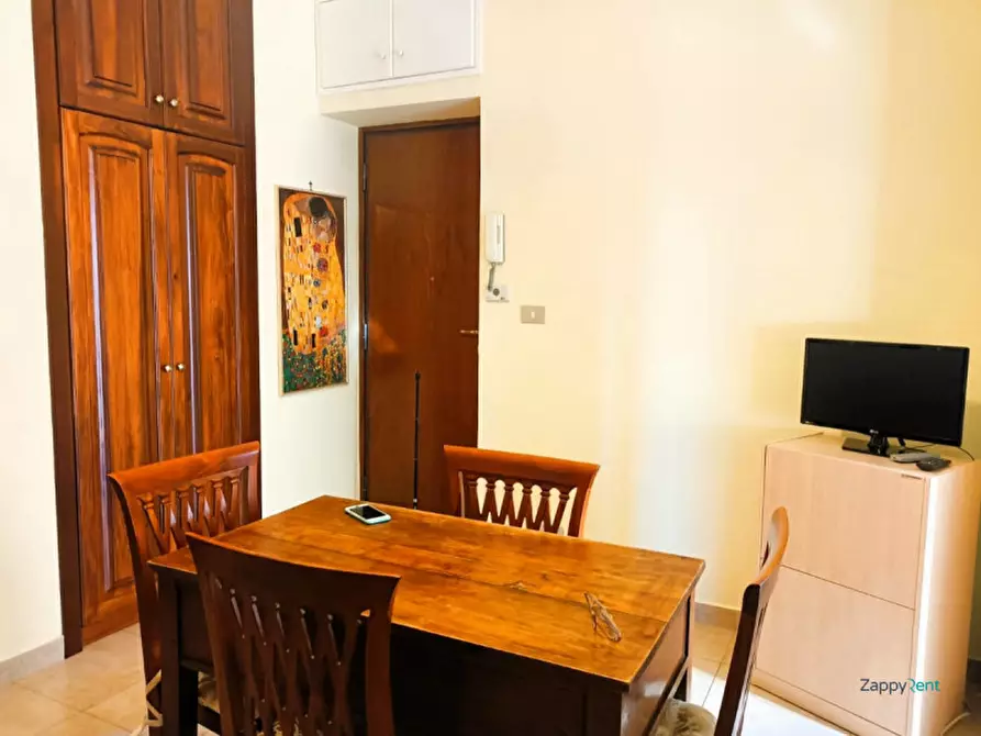 Immagine 4 di Appartamento in affitto  in Via degli Adimari a Roma