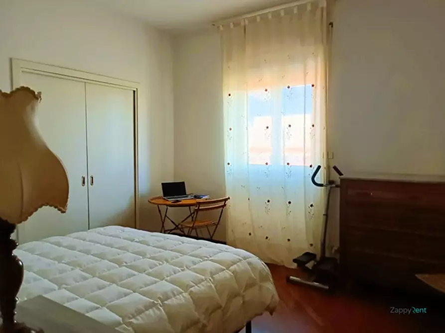 Immagine 8 di Appartamento in affitto  in Via degli Adimari a Roma