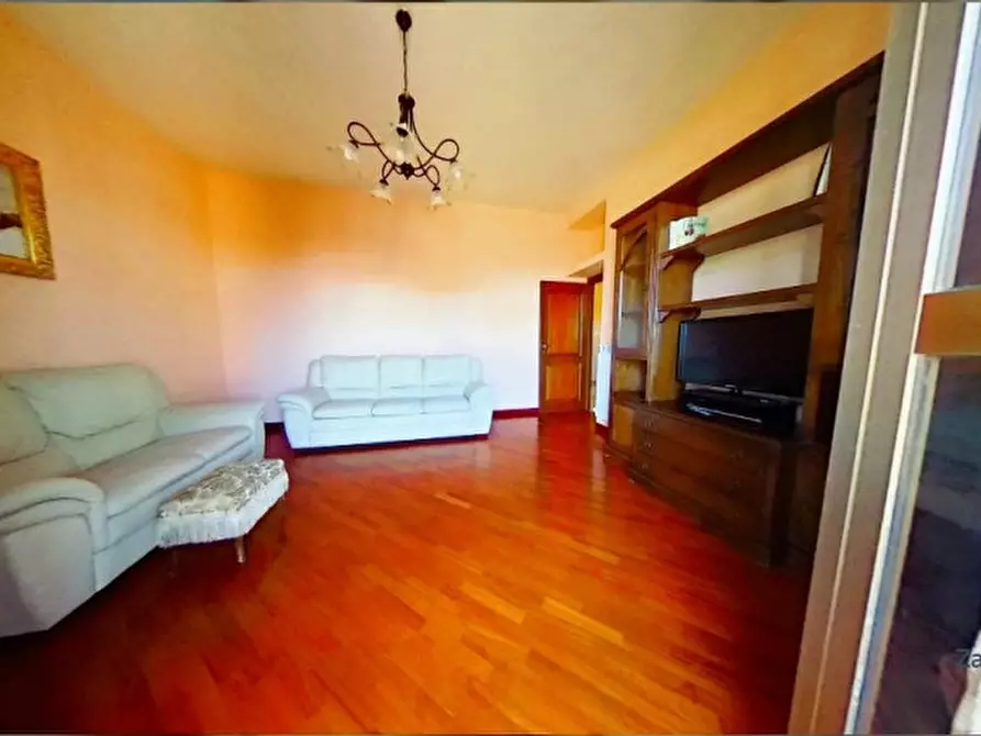 Immagine 10 di Appartamento in affitto  in Via degli Adimari a Roma