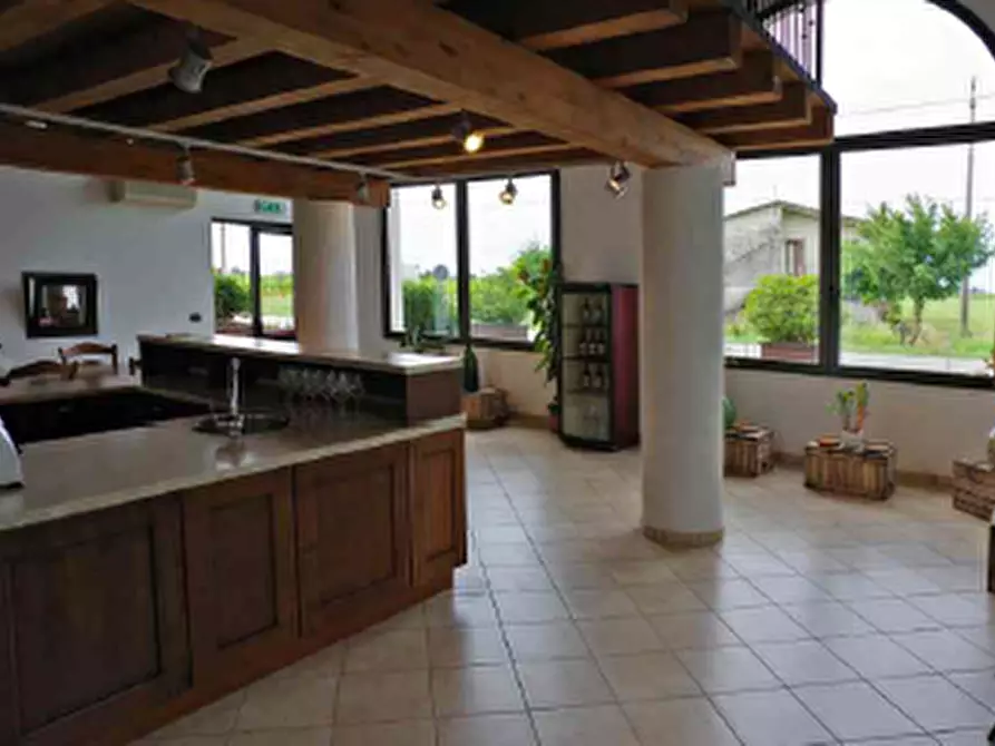 Immagine 4 di Attività commerciale in vendita  in Via Malintrada, 13 a Gorgo Al Monticano