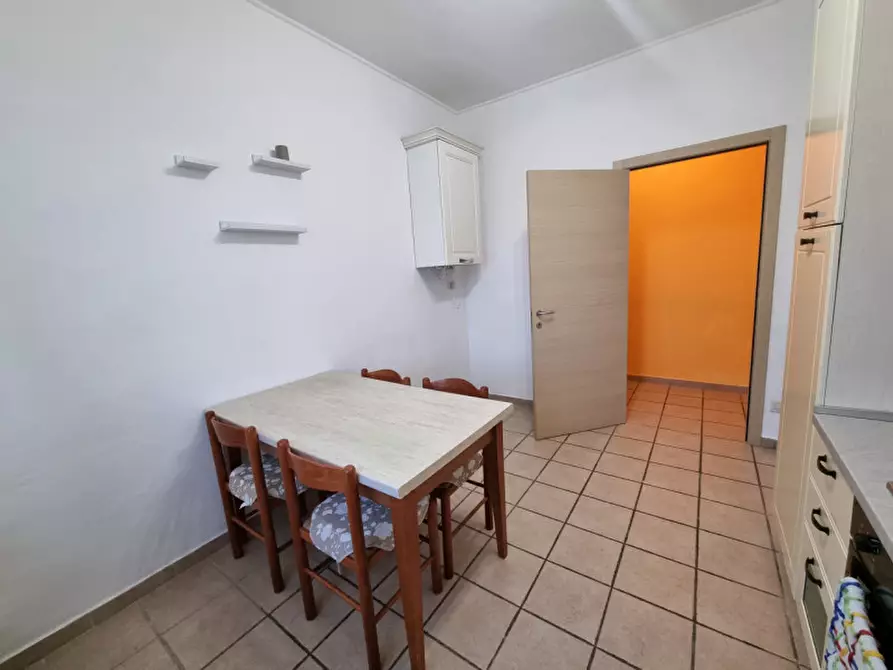 Immagine 4 di Appartamento in vendita  in Via Roma, 1 a Castellazzo Novarese