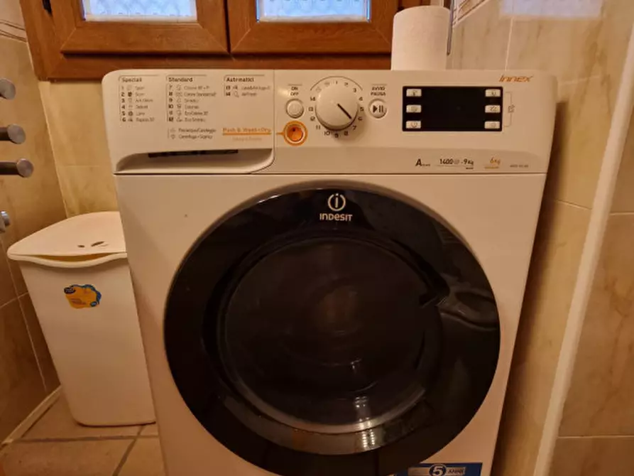 Immagine 12 di Appartamento in vendita  in Via Roma, 1 a Castellazzo Novarese