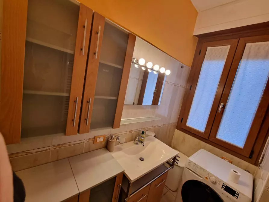 Immagine 13 di Appartamento in vendita  in Via Roma, 1 a Castellazzo Novarese