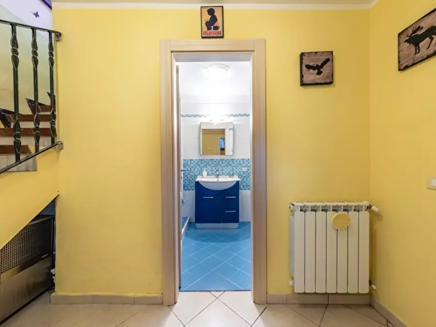 Immagine 13 di Appartamento in affitto  in VIALE KENNEDY 11/A ESP 1 a Viareggio