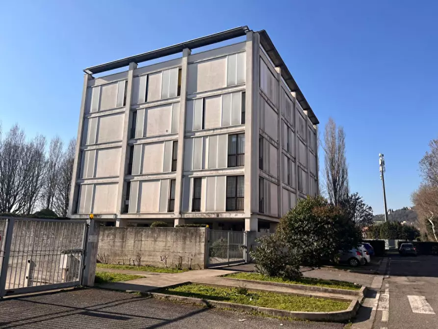 Immagine 4 di Appartamento in vendita  in Via dei Sanmicheli 11 a Brescia