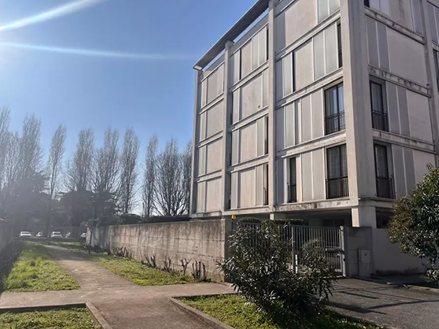 Immagine 5 di Appartamento in vendita  in Via dei Sanmicheli 11 a Brescia