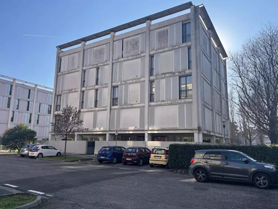 Immagine 6 di Appartamento in vendita  in Via dei Sanmicheli 11 a Brescia