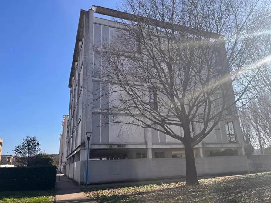 Immagine 9 di Appartamento in vendita  in Via dei Sanmicheli 11 a Brescia