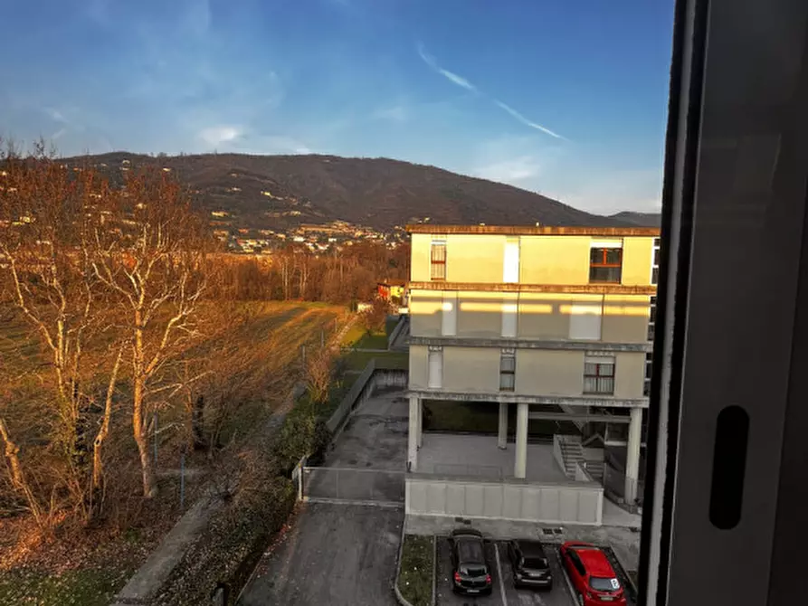 Immagine 50 di Appartamento in vendita  in Via dei Sanmicheli 11 a Brescia
