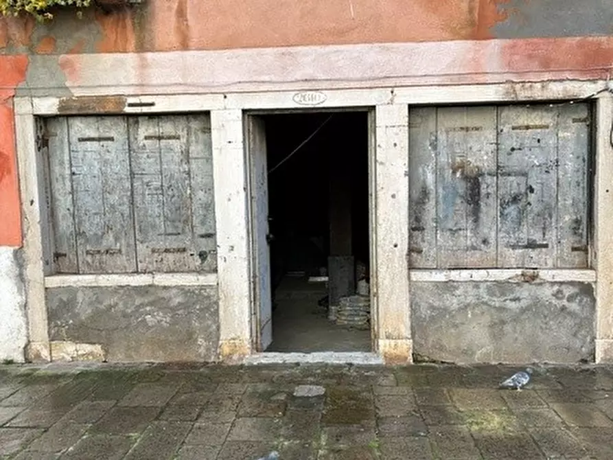 Immagine 1 di Laboratorio in vendita  in Sestiere Castello, 2610 a Venezia