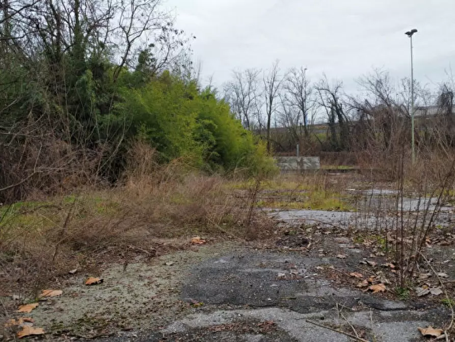 Immagine 14 di Terreno in vendita  in Via delle Bettole 45 a Brescia