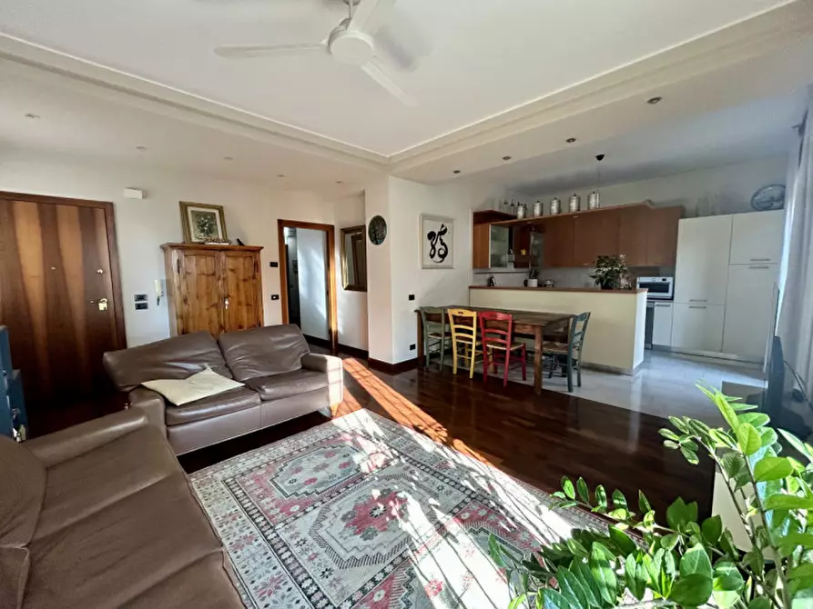 Immagine 4 di Appartamento in vendita  in via sergio failoni7 a Verona