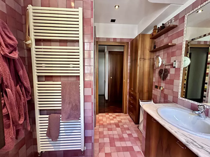 Immagine 11 di Appartamento in vendita  in via sergio failoni7 a Verona