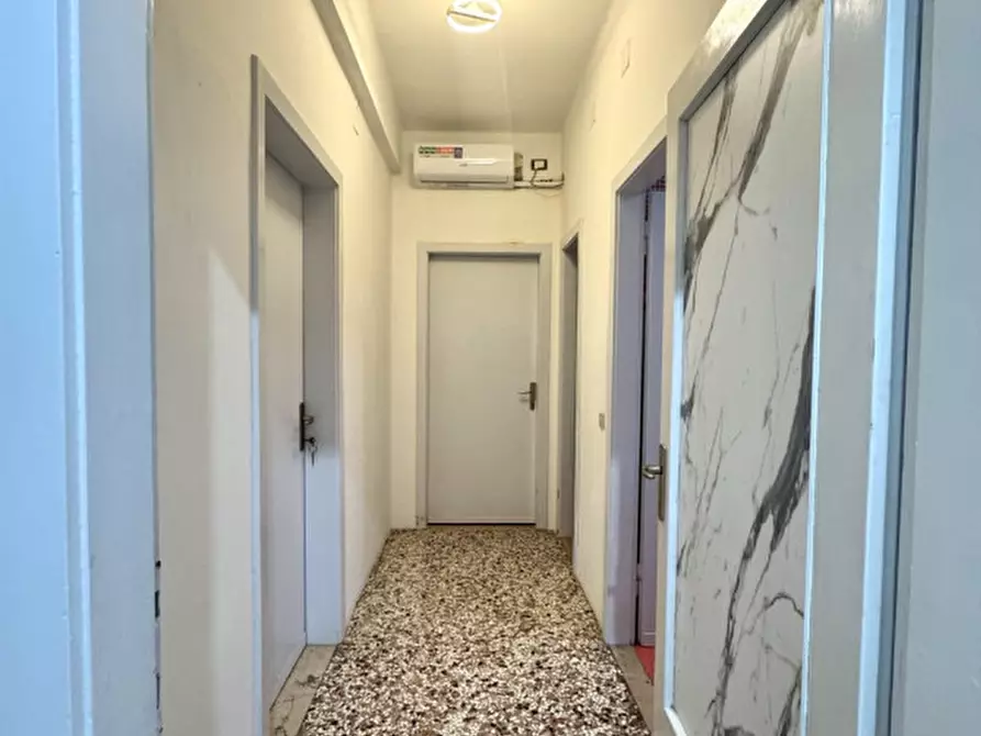 Immagine 7 di Appartamento in vendita  in via Amerigo Vespucci a Vicenza