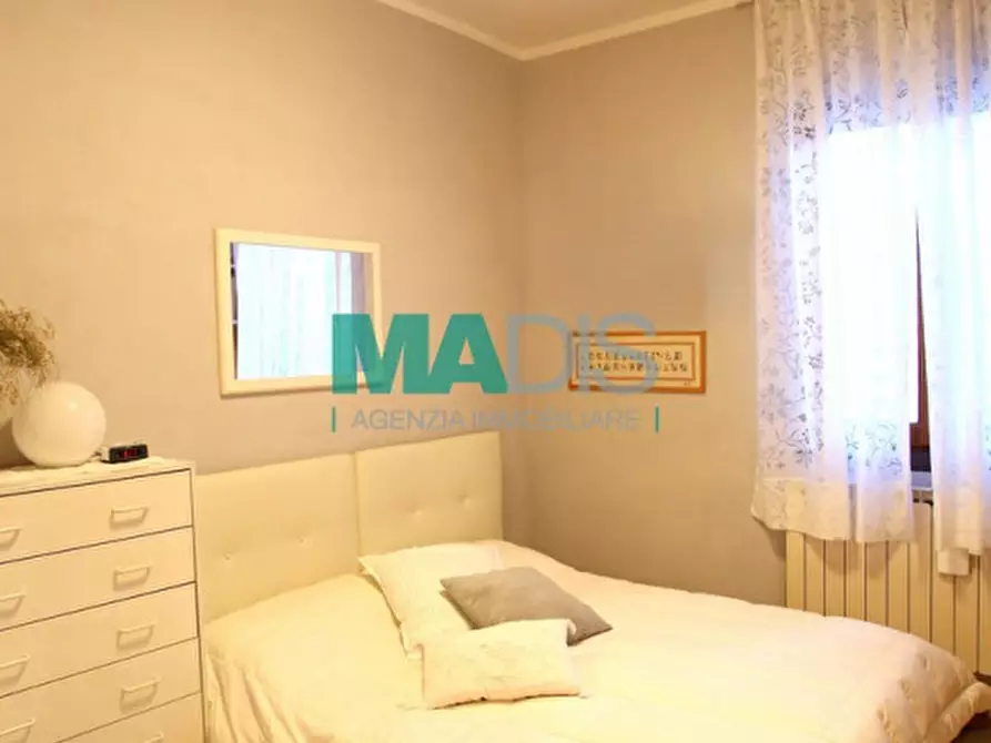 Immagine 15 di Appartamento in vendita  in via garilgiano a Prato