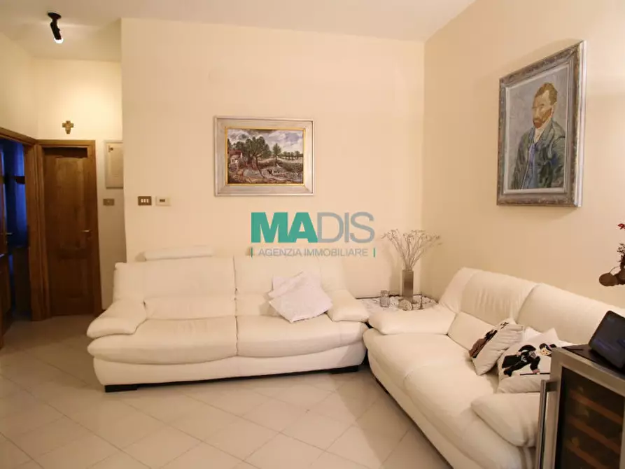 Immagine 26 di Appartamento in vendita  in via garilgiano a Prato