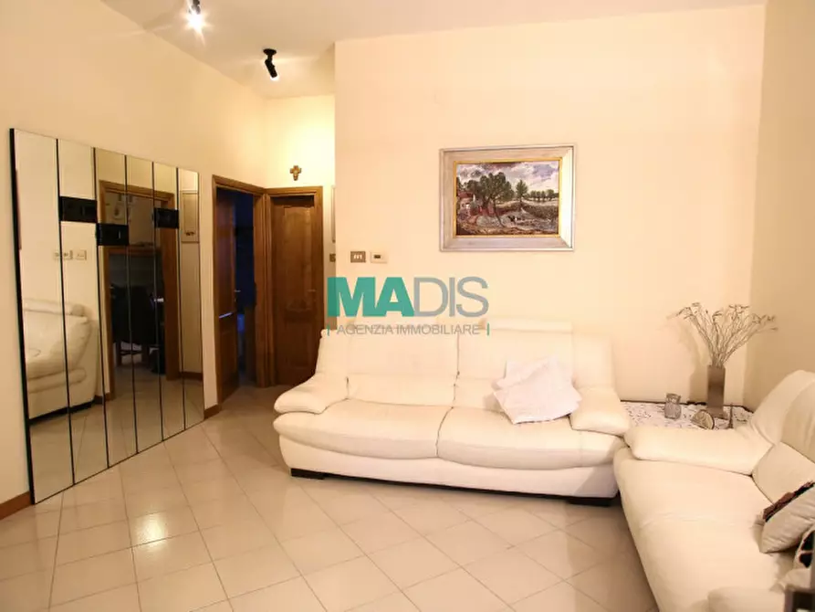 Immagine 28 di Appartamento in vendita  in via garilgiano a Prato