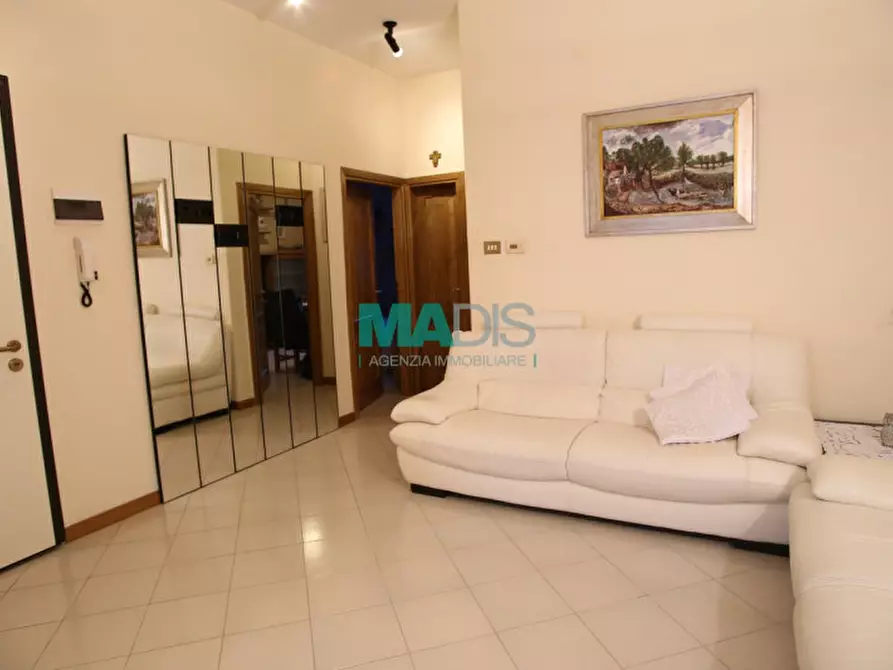 Immagine 29 di Appartamento in vendita  in via garilgiano a Prato