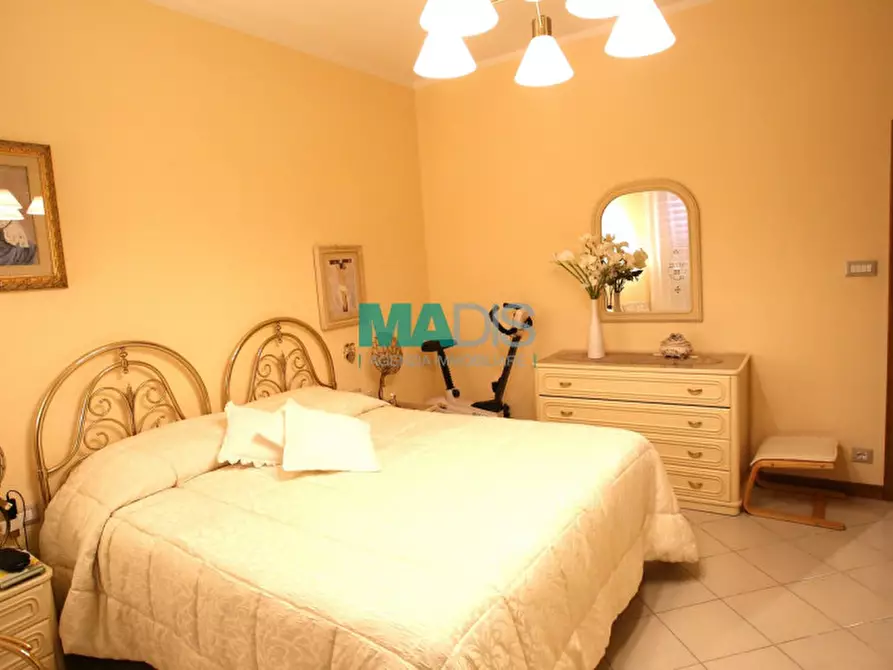 Immagine 44 di Appartamento in vendita  in via garilgiano a Prato