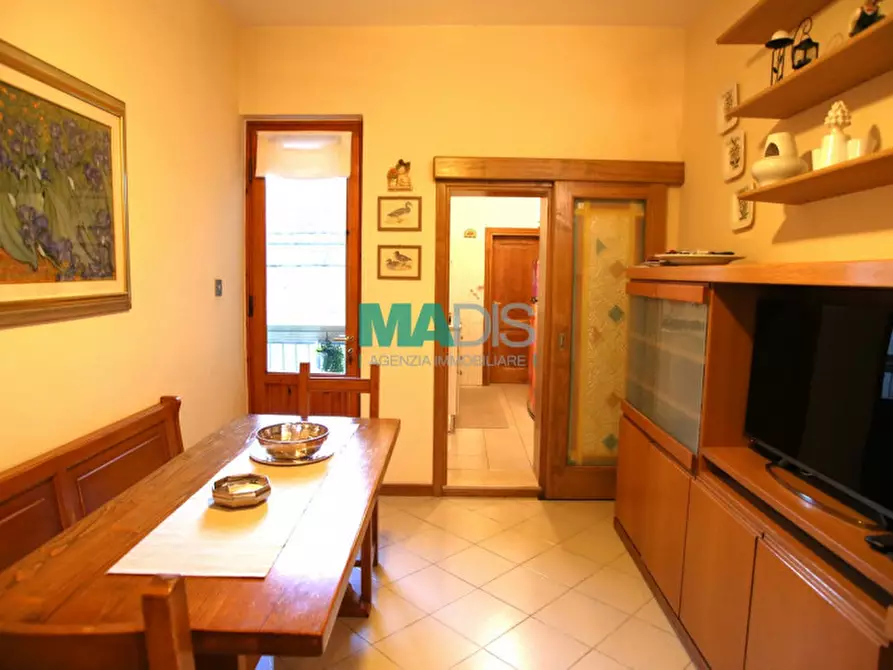 Immagine 48 di Appartamento in vendita  in via garilgiano a Prato