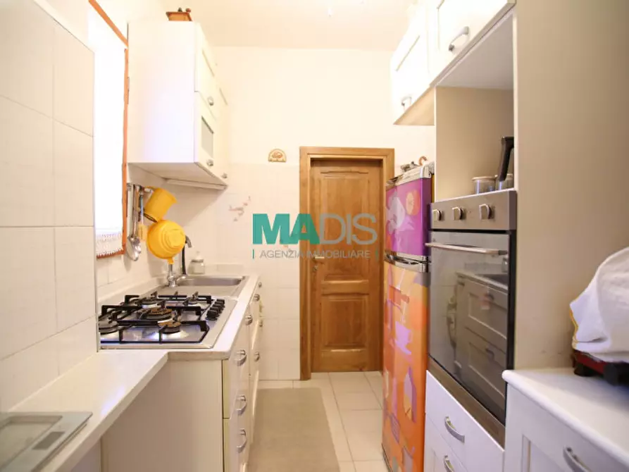 Immagine 53 di Appartamento in vendita  in via garilgiano a Prato