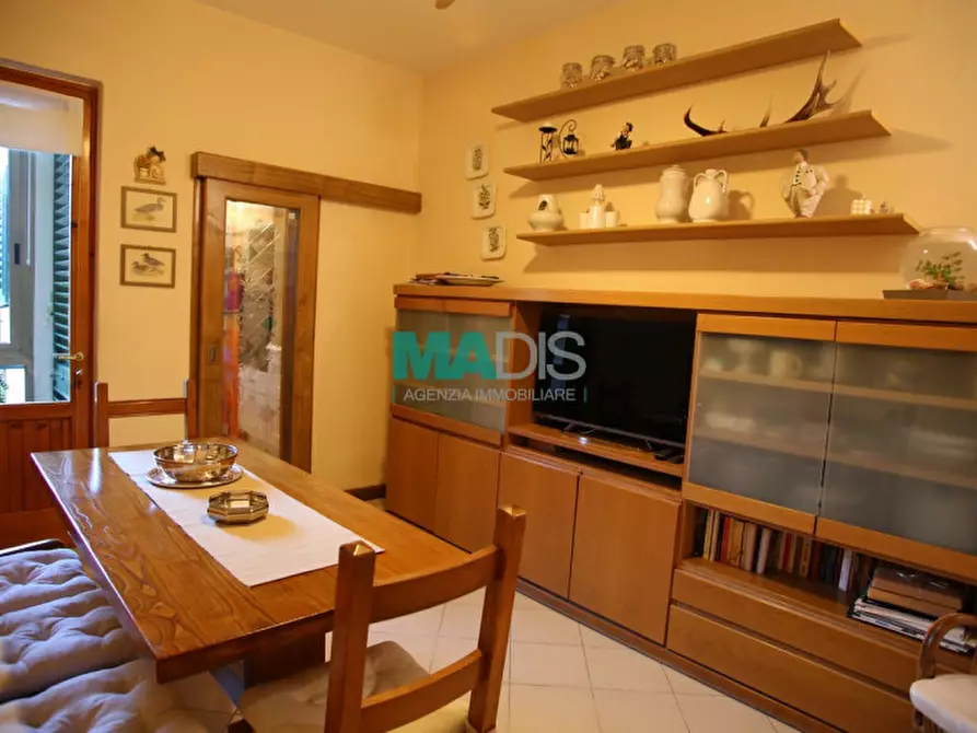 Immagine 60 di Appartamento in vendita  in via garilgiano a Prato