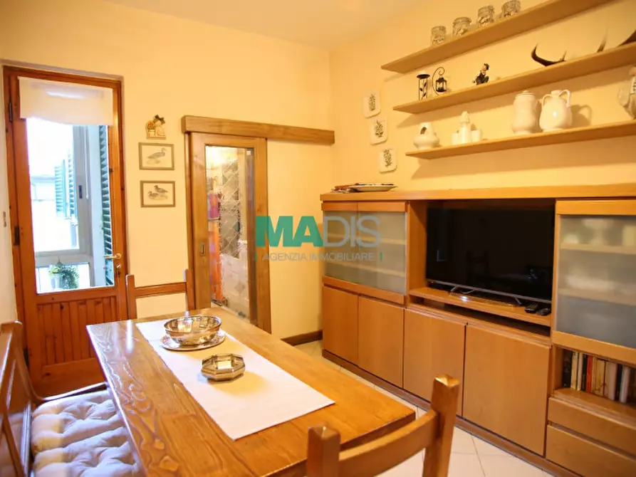 Immagine 62 di Appartamento in vendita  in via garilgiano a Prato