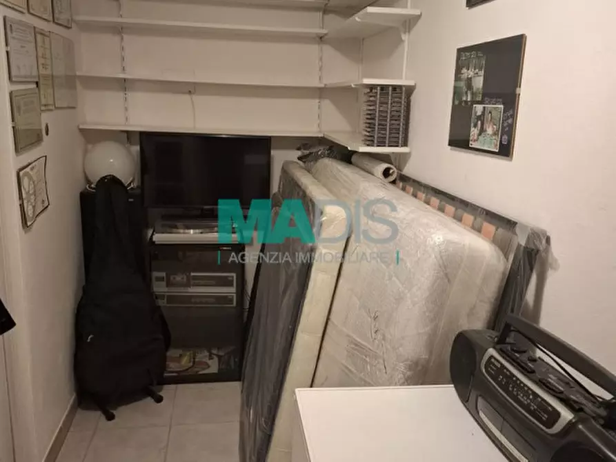 Immagine 68 di Appartamento in vendita  in via garilgiano a Prato