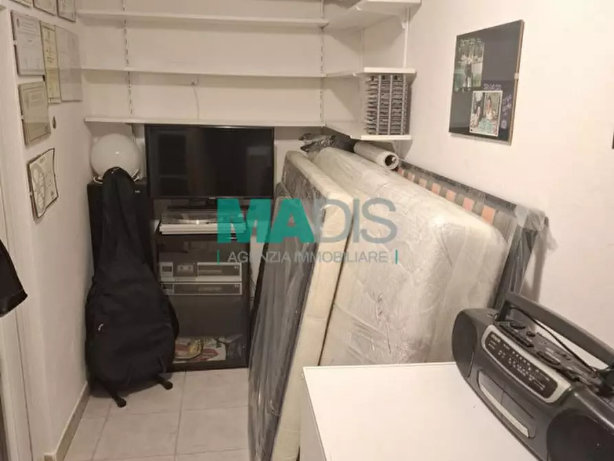 Immagine 65 di Appartamento in vendita  in via garilgiano a Prato