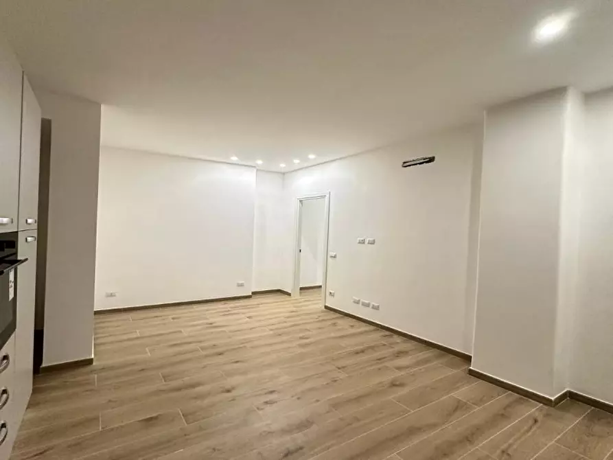 Immagine 6 di Appartamento in affitto  in Via dei Radiotelegrafisti a Roma