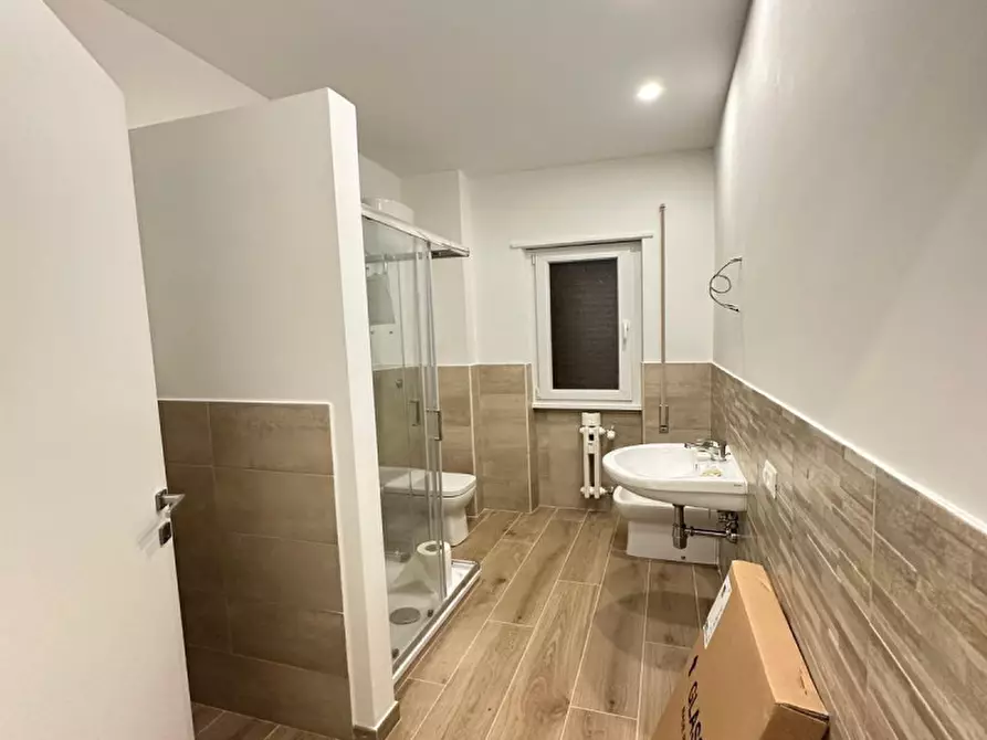 Immagine 12 di Appartamento in affitto  in Via dei Radiotelegrafisti a Roma