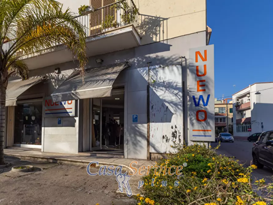 Immagine 19 di Negozio in affitto  in Via Lecce angolo via XX Settembre a Gallipoli
