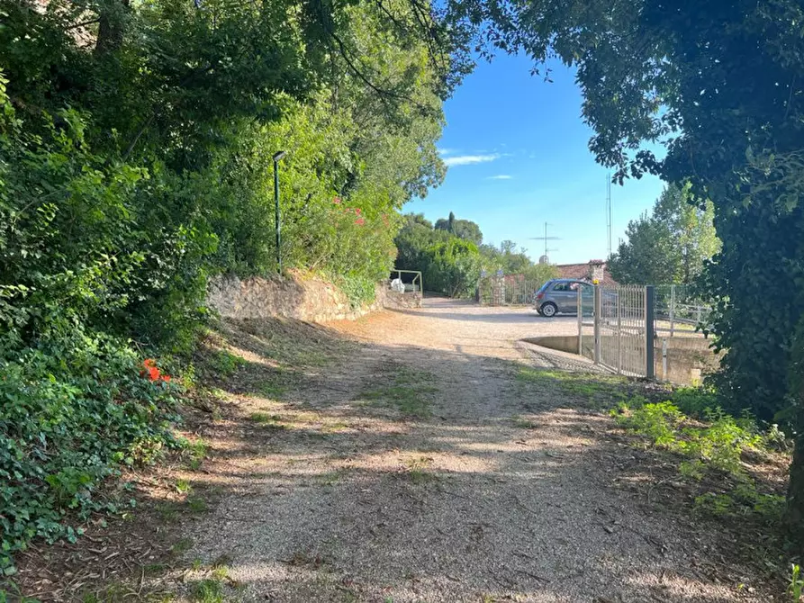Immagine 9 di Terreno in vendita  a Brescia