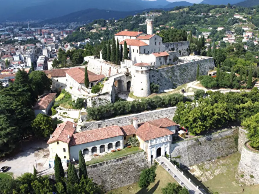 Immagine 12 di Terreno in vendita  a Brescia