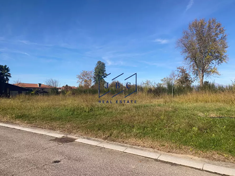 Immagine 3 di Terreno in vendita  a Pravisdomini