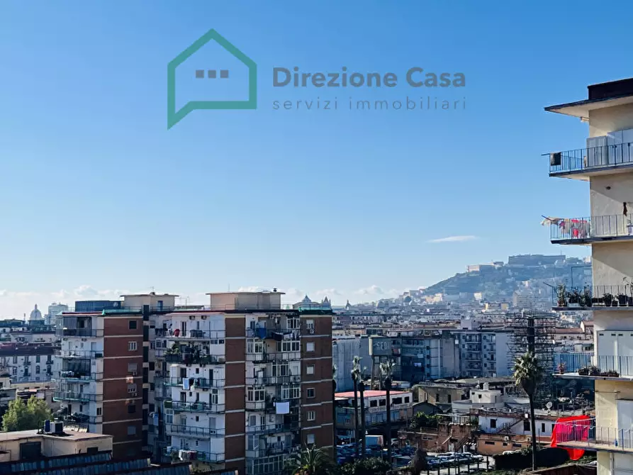 Immagine 1 di Appartamento in vendita  in VIA NOTAR GIACOMO a Napoli