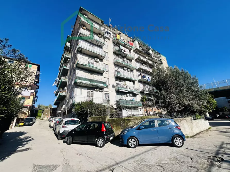 Immagine 2 di Appartamento in vendita  in VIA NOTAR GIACOMO a Napoli
