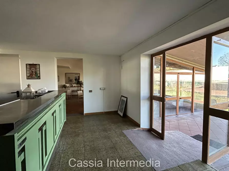 Immagine 4 di Attività commerciale in affitto  in Via Roma 82 a Formello