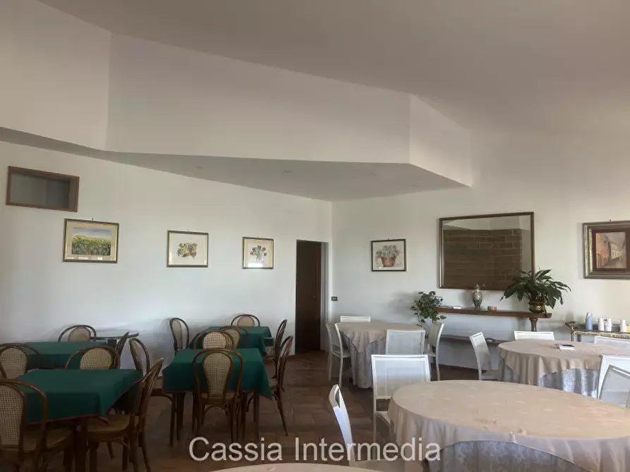 Immagine 10 di Attività commerciale in affitto  in Via Roma 82 a Formello