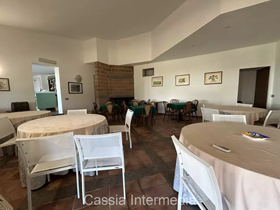 Immagine 12 di Attività commerciale in affitto  in Via Roma 82 a Formello