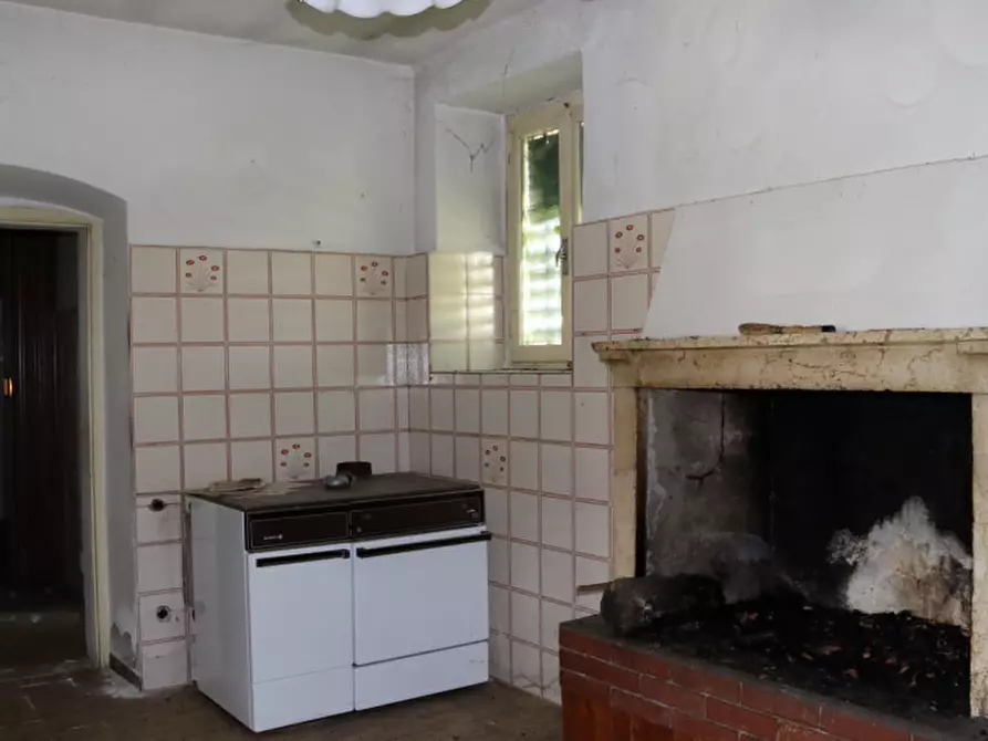 Immagine 15 di Rustico / casale in vendita  a Brescia