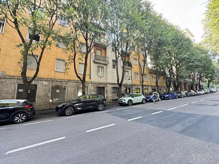 Immagine 2 di Appartamento in vendita  a Brescia