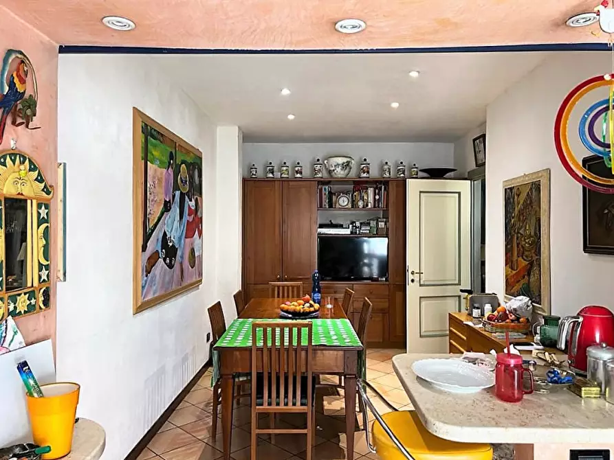 Immagine 3 di Appartamento in vendita  a Brescia