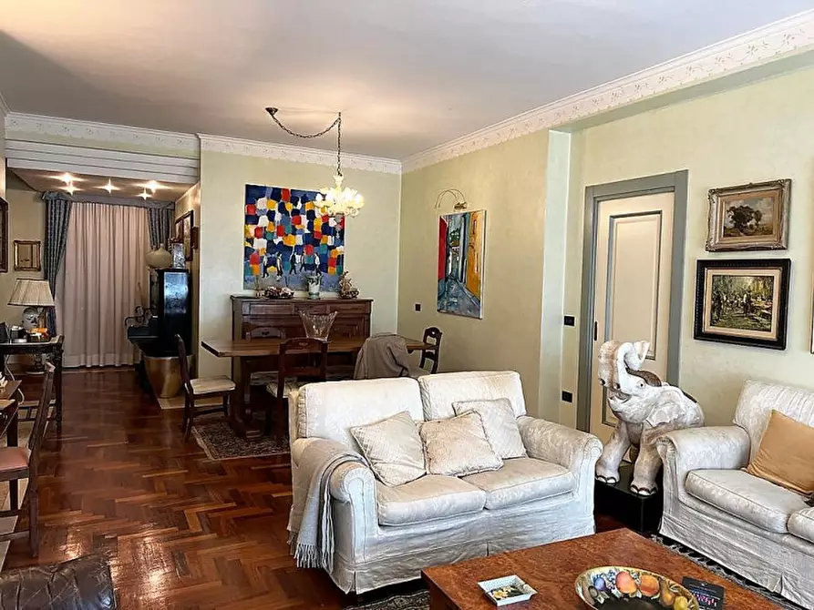 Immagine 5 di Appartamento in vendita  a Brescia