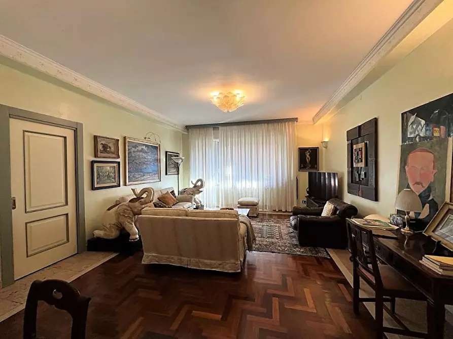 Immagine 8 di Appartamento in vendita  a Brescia